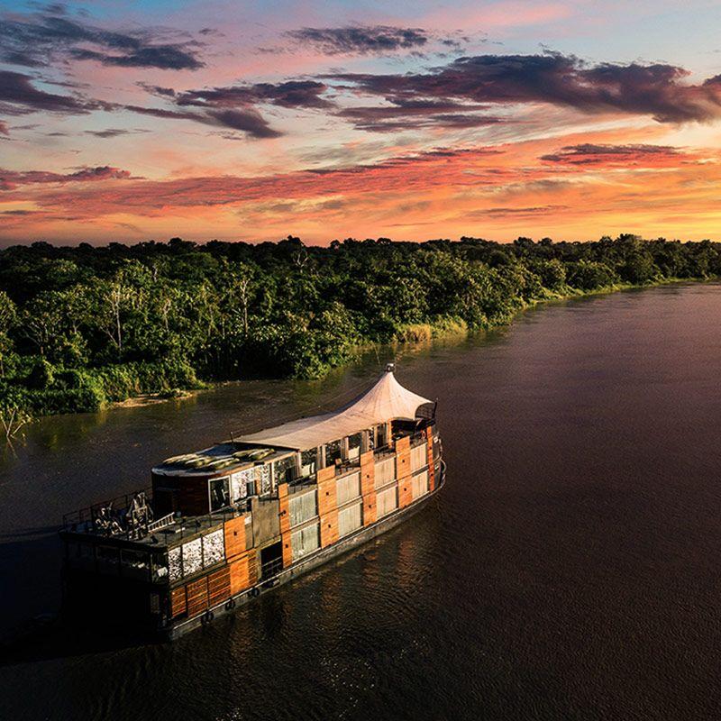 https://www.peruforless.com/images/h-amazon-cruise-aria.jpg