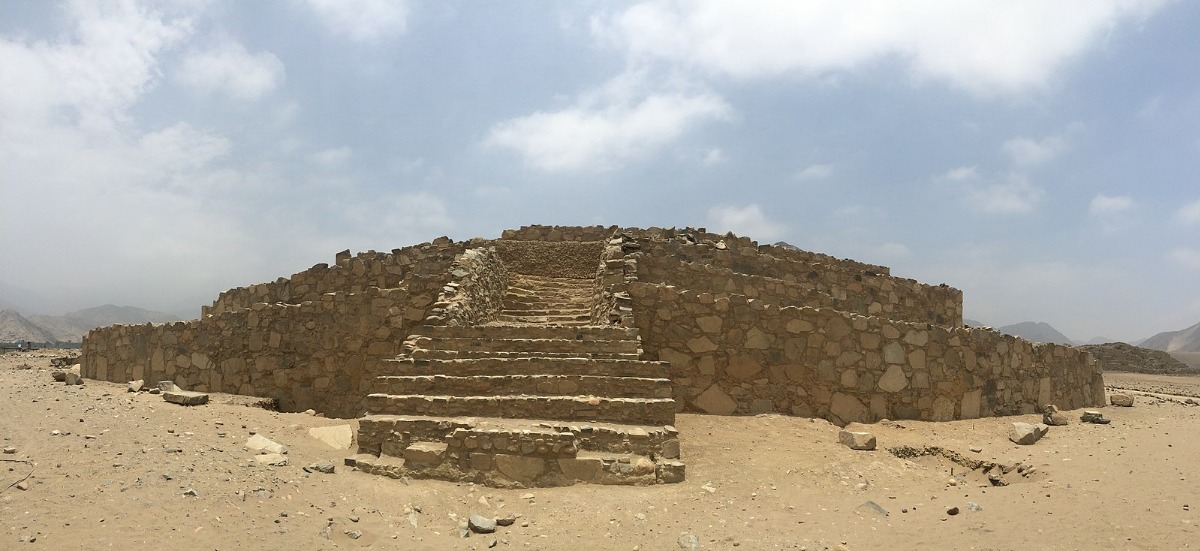 Panoramic view of the sand colored Caral Pyramid.