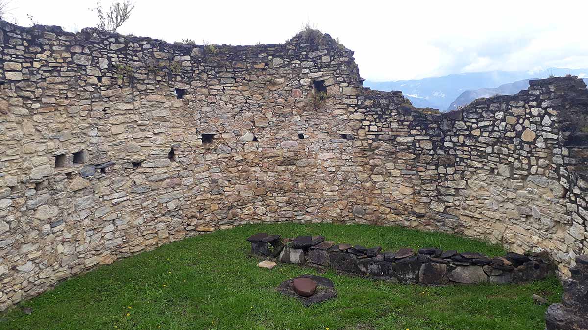 Stones stacked into circular shapes at the Kuelap ruins.